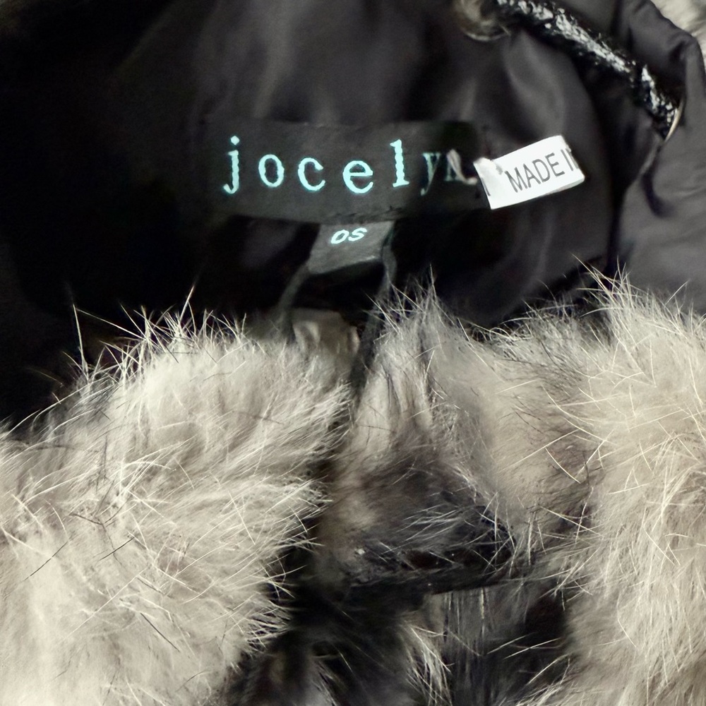 NWT Jocelyn Rabbit Fur Crossbody Bucket Bag / Purse in Animal Print - Picture 4 of 8